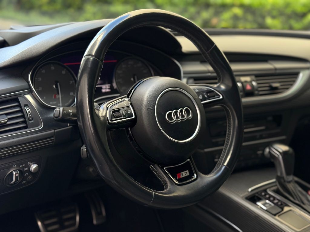 2017 Audi S7 Image 18