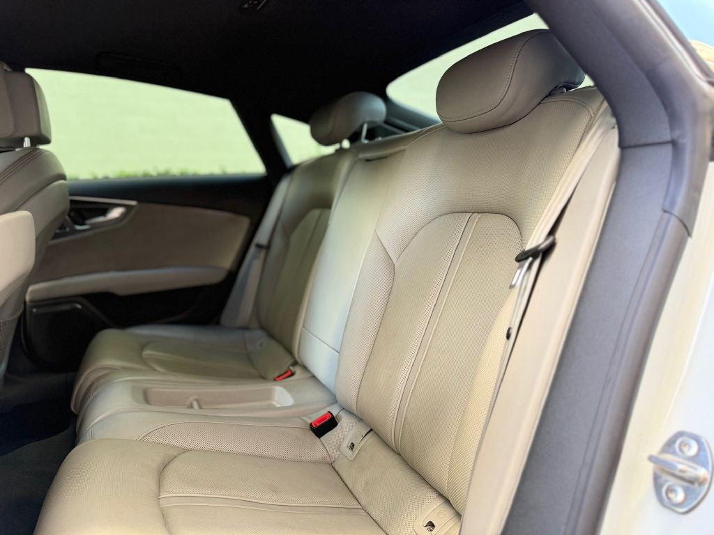 2017 Audi S7 Image 21