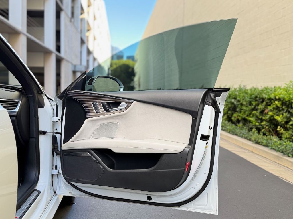 2017 Audi S7 Image 24