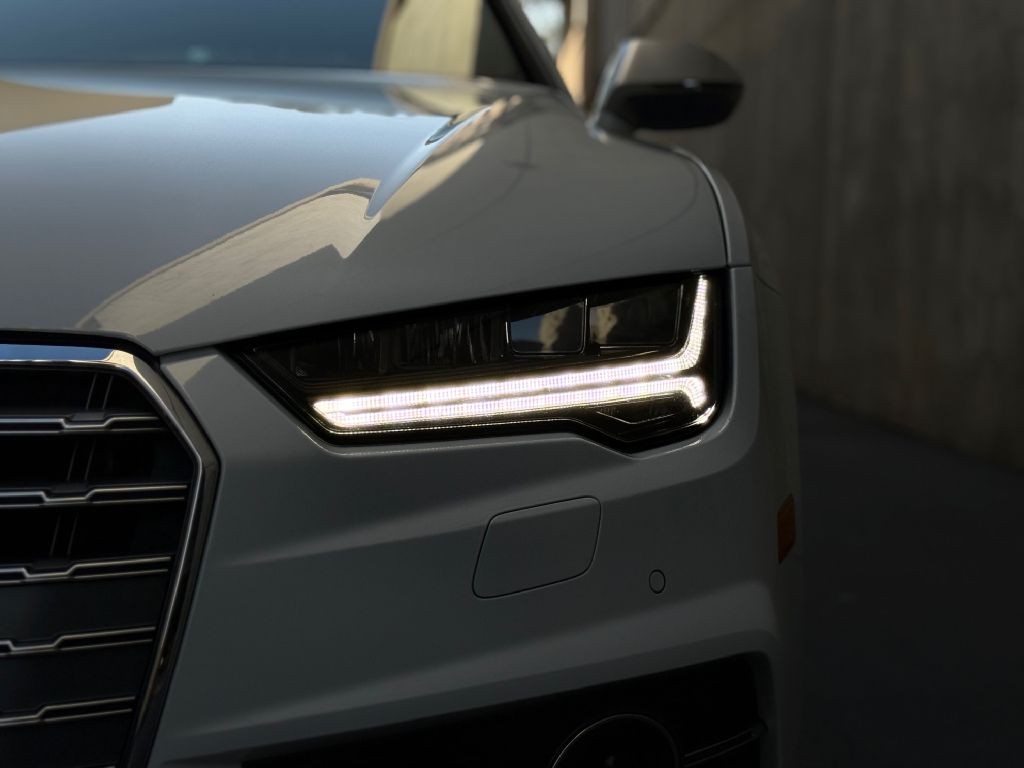 2017 Audi S7 Image 33