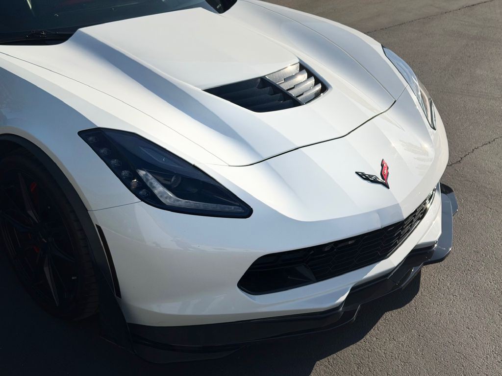 2015 Chevrolet Corvette Image 7