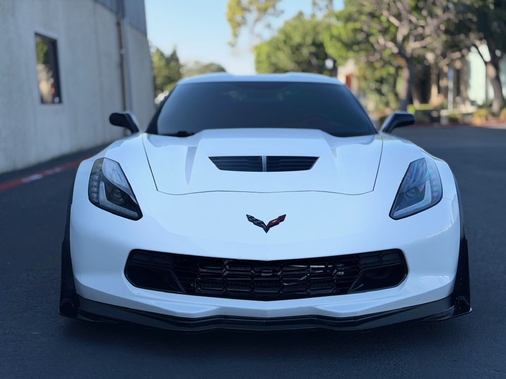 2015 Chevrolet Corvette Image 16