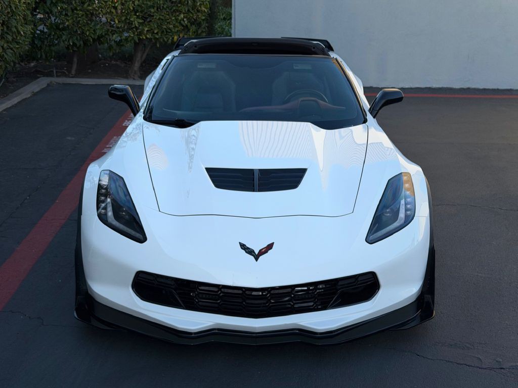 2015 Chevrolet Corvette Image 18