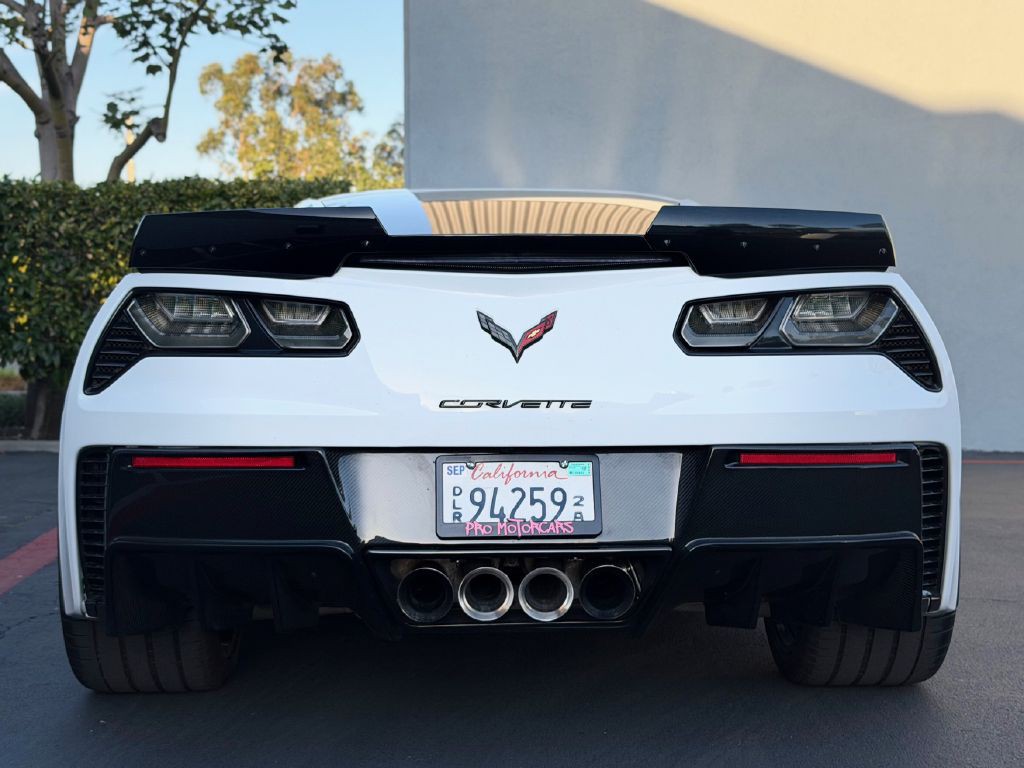2015 Chevrolet Corvette Image 22