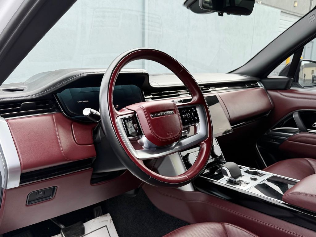 2023 Land Rover Range Rover Image 10