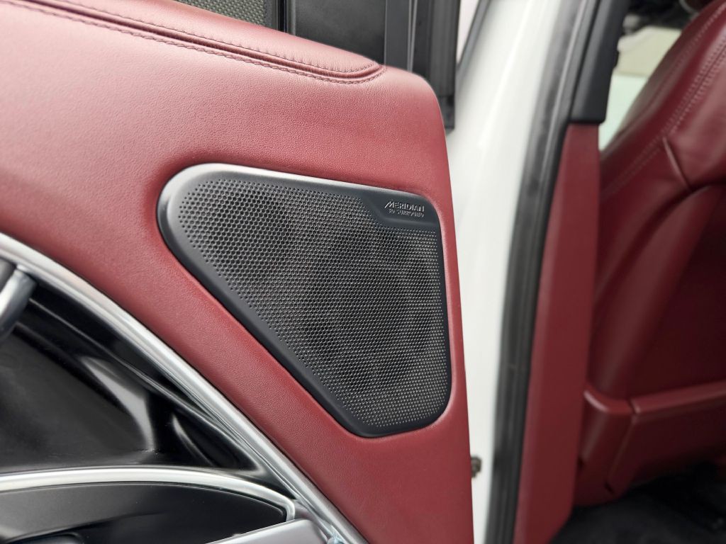 2023 Land Rover Range Rover Image 16