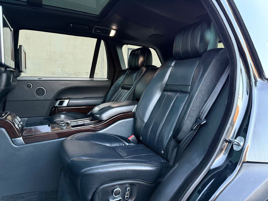 2016 Land Rover Range Rover Image 28