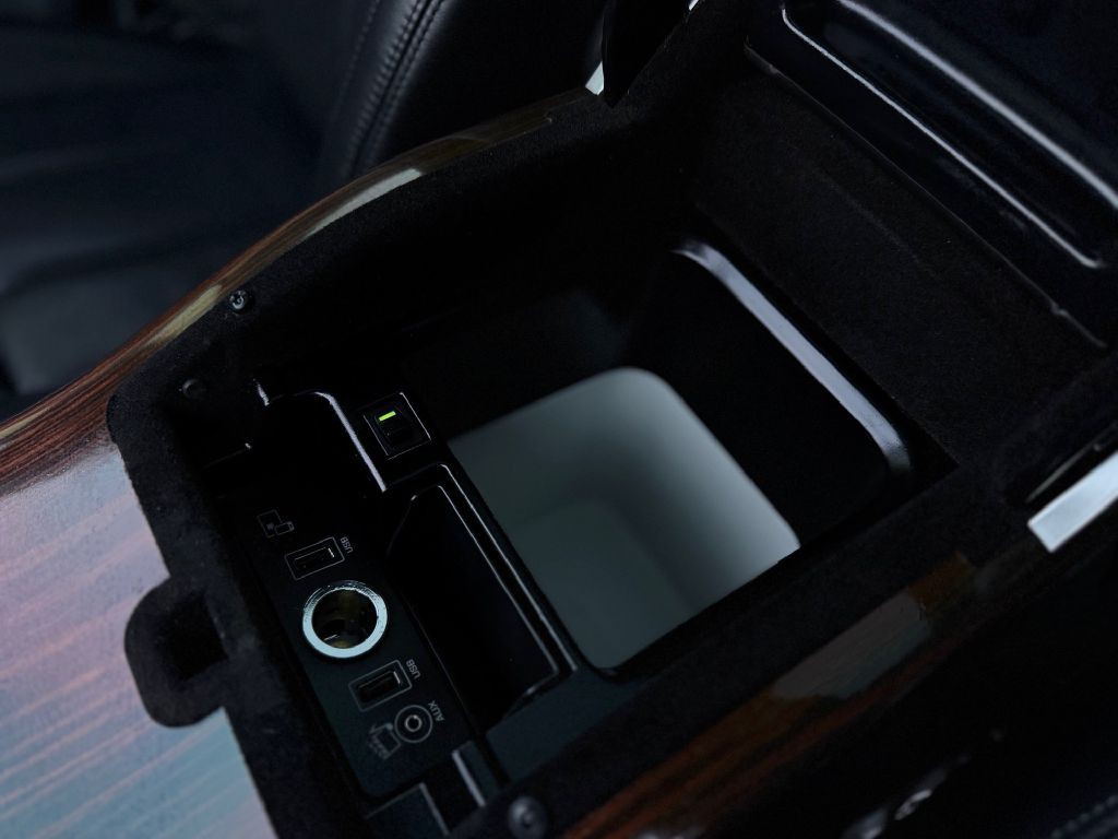 2016 Land Rover Range Rover Image 42