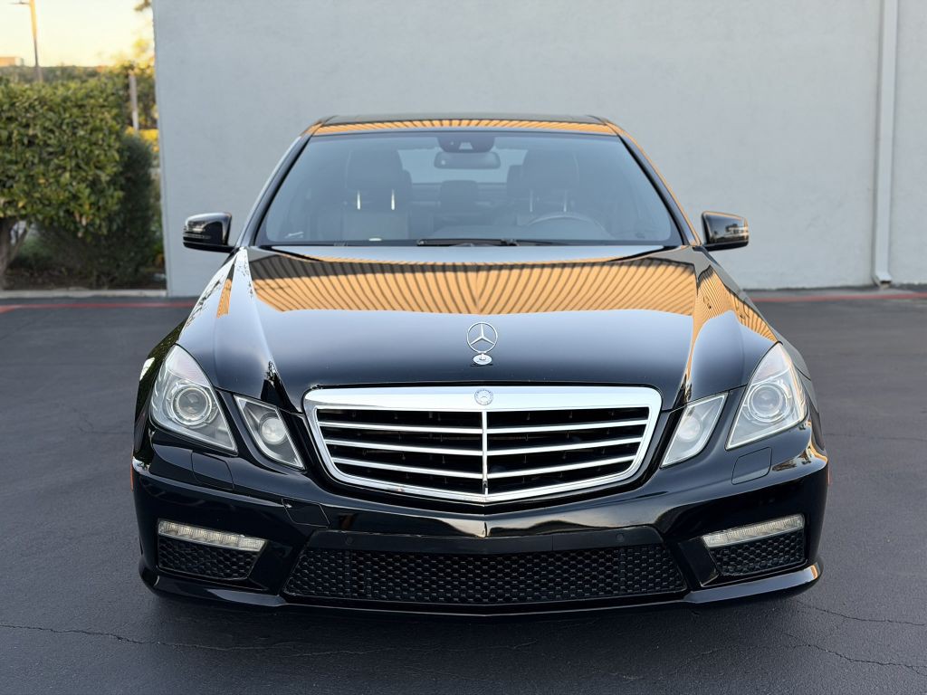 2010 Mercedes-Benz E-Class Image 6