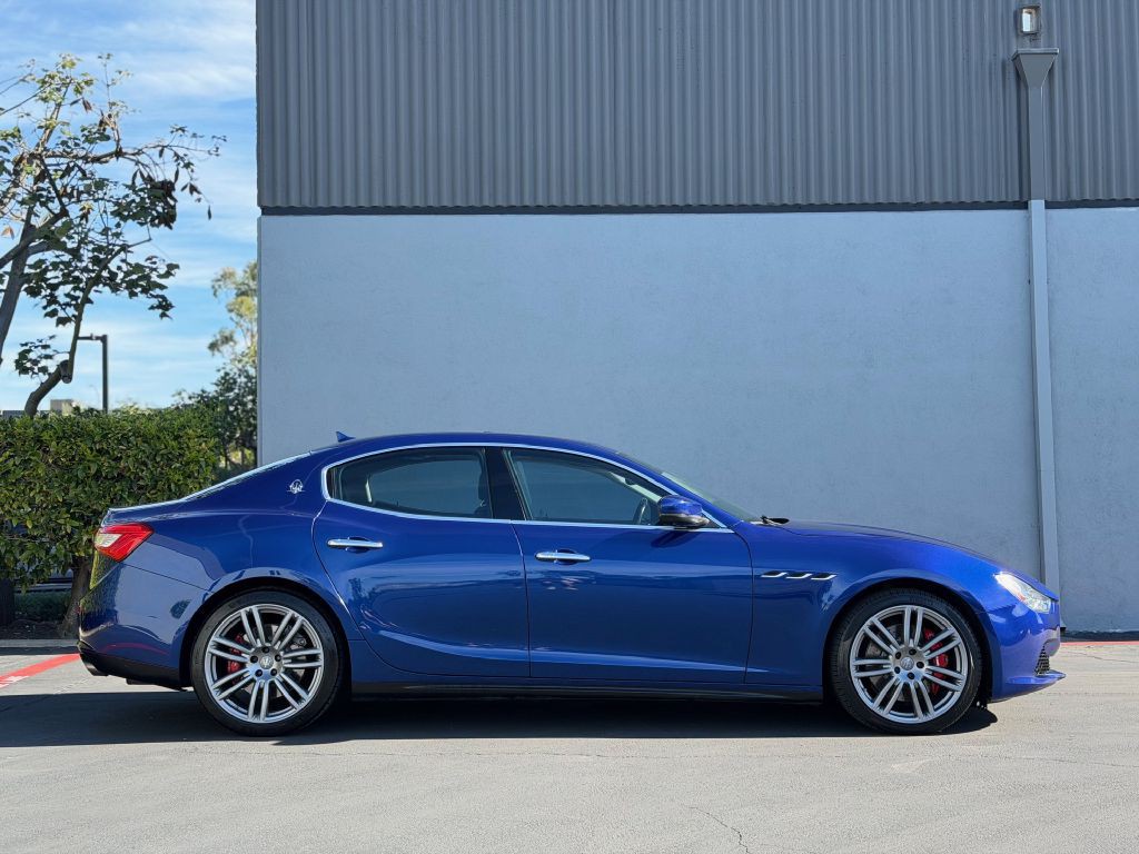 2017 Maserati Ghibli Image 3