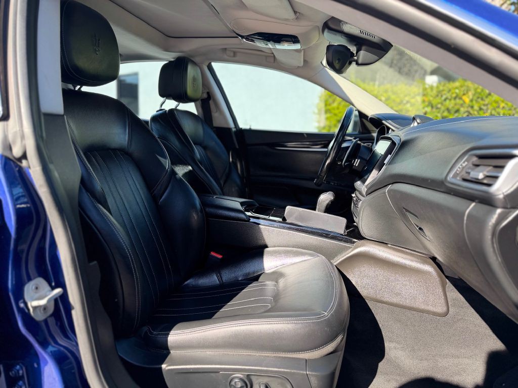 2017 Maserati Ghibli Image 19