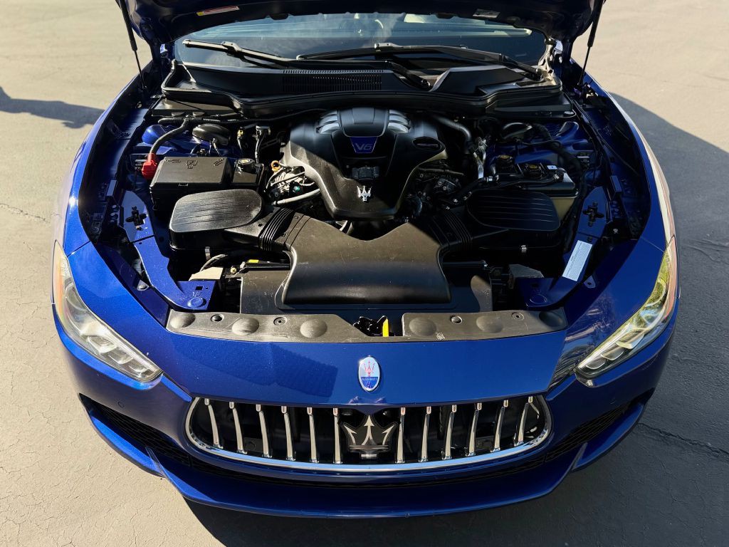 2017 Maserati Ghibli Image 25