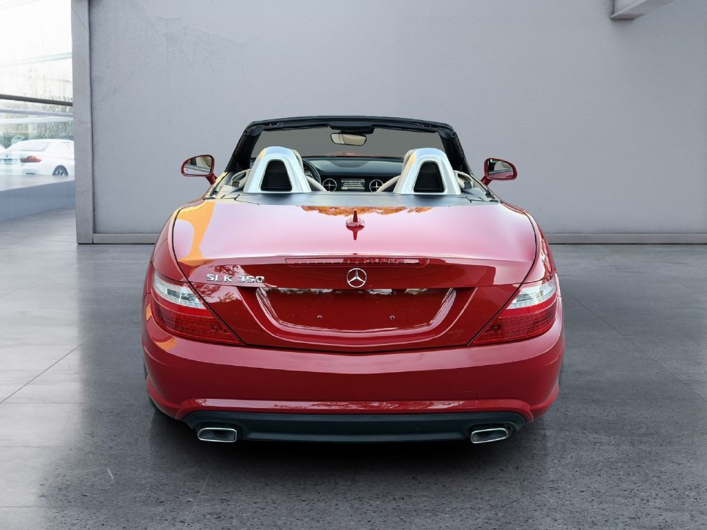 2015 Mercedes-Benz SLK-Class Image 16