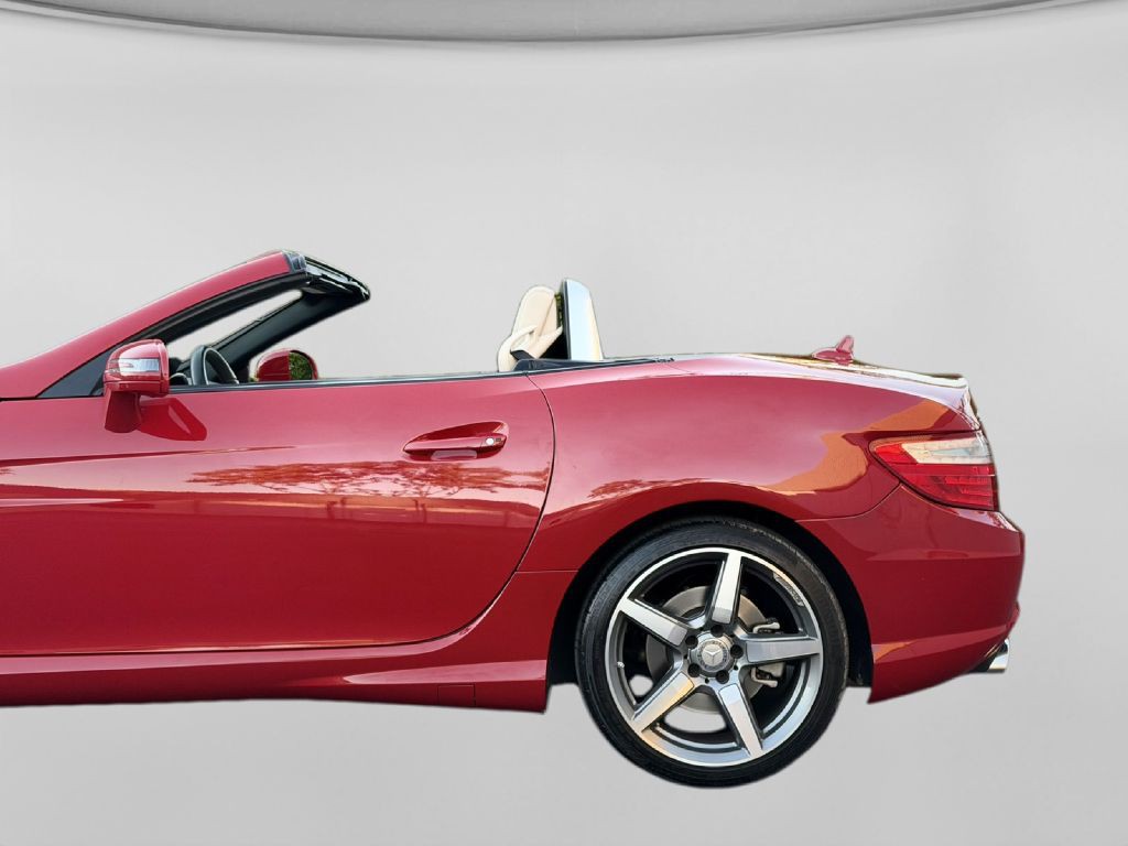 2015 Mercedes-Benz SLK-Class Image 23