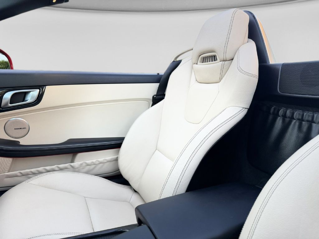 2015 Mercedes-Benz SLK-Class Image 31