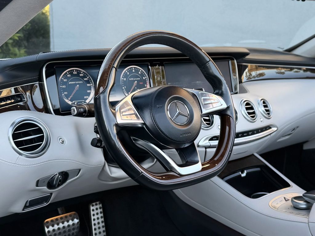 2017 Mercedes-Benz S-Class Image 39