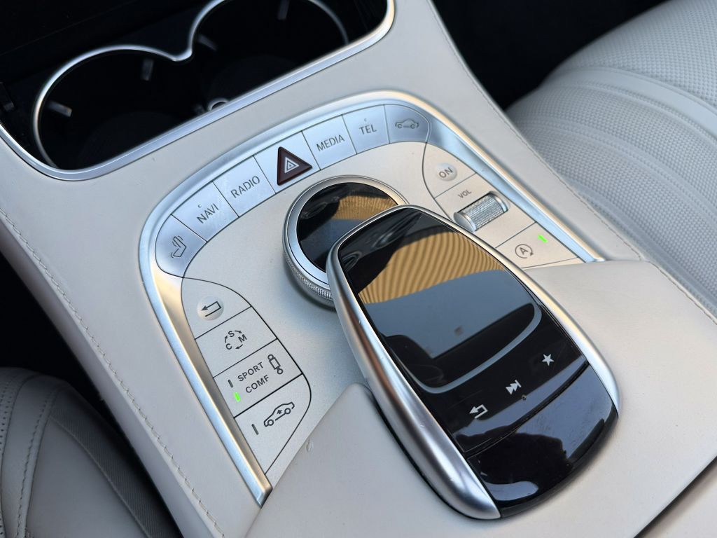 2017 Mercedes-Benz S-Class Image 52