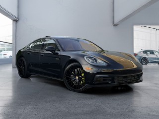 Image for 2018 Porsche Panamera 4 E-HYBRID ID: 7264174