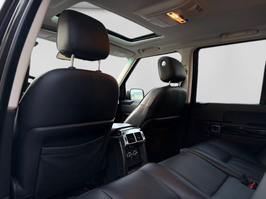 2012 Land Rover Range Rover Image 17