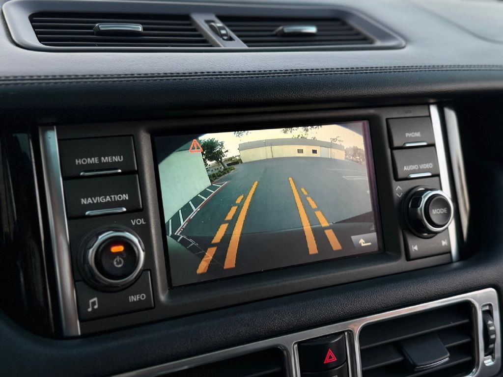 2012 Land Rover Range Rover Image 26