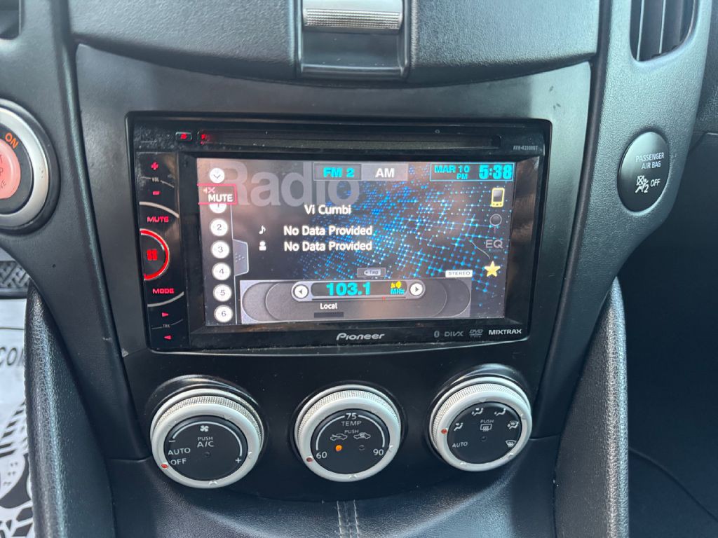 2010 Nissan 370Z Image 17