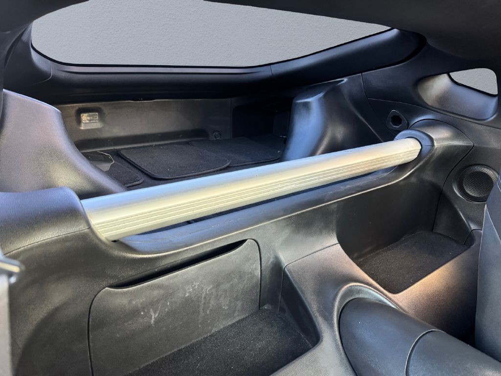 2010 Nissan 370Z Image 18