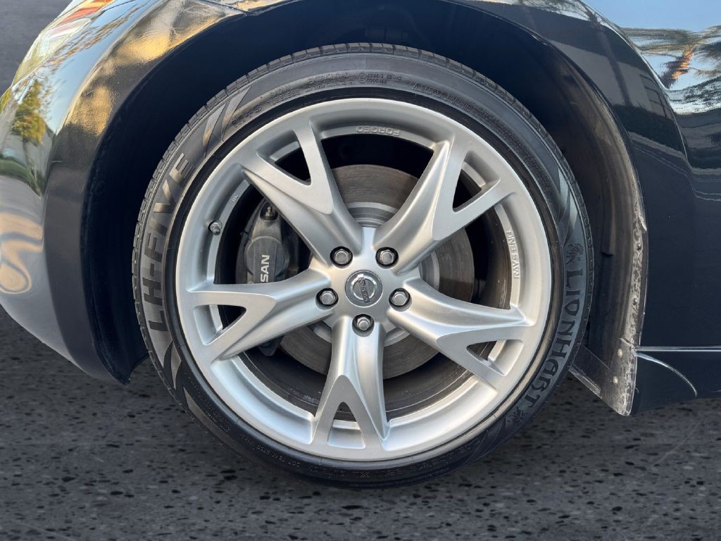 2010 Nissan 370Z Image 20