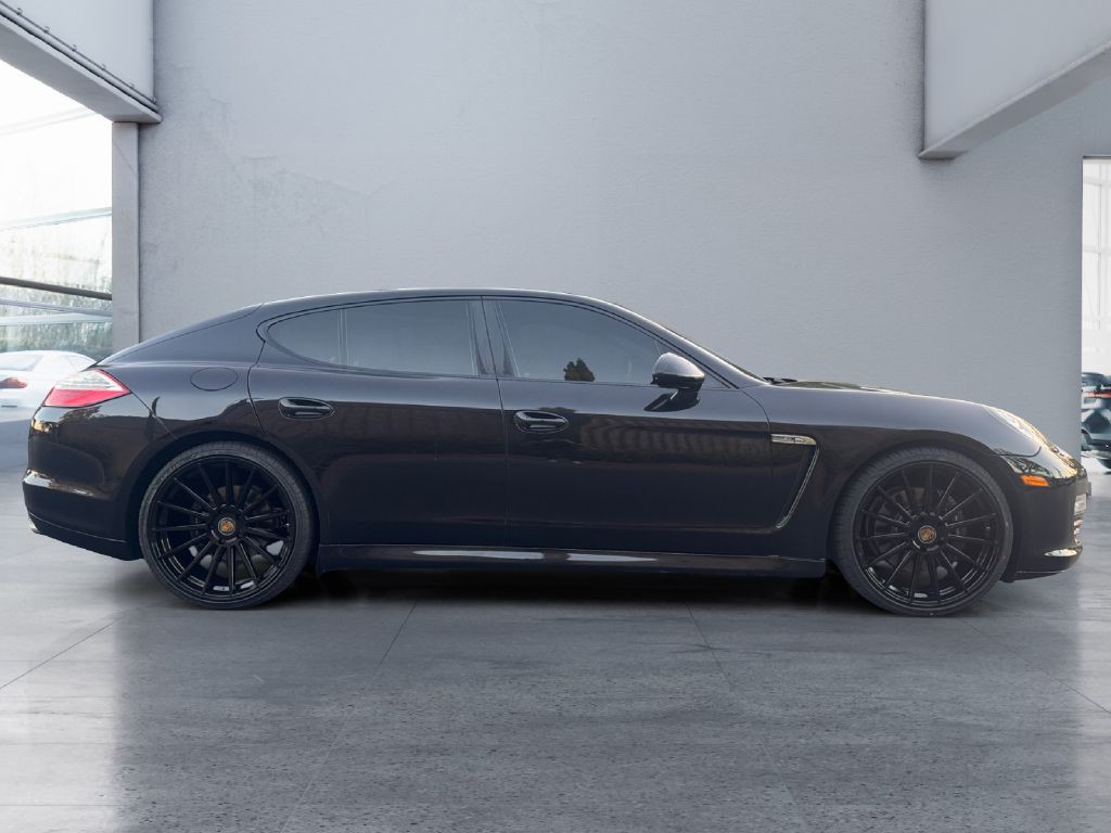 2012 Porsche Panamera Image 6