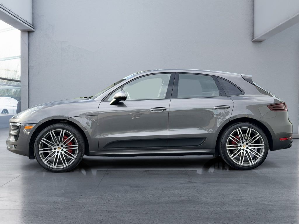 2017 Porsche Macan Image 10