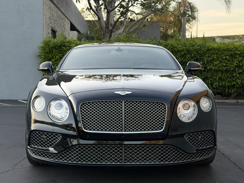 2017 Bentley Continental Image 2