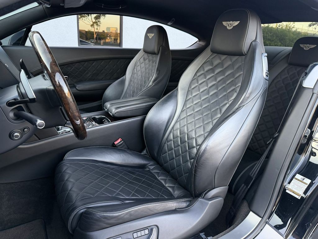 2017 Bentley Continental Image 15