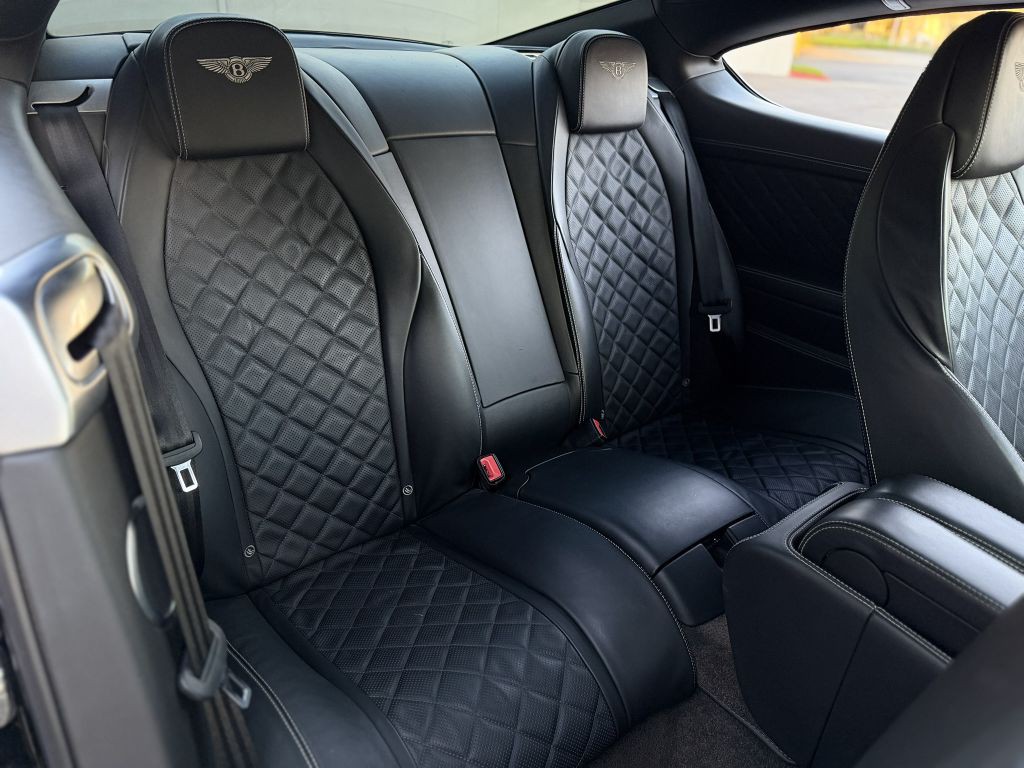 2017 Bentley Continental Image 20