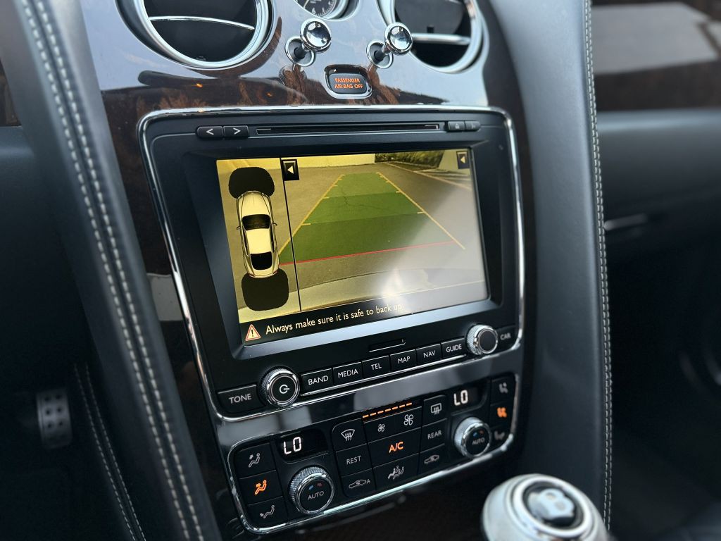 2017 Bentley Continental Image 24