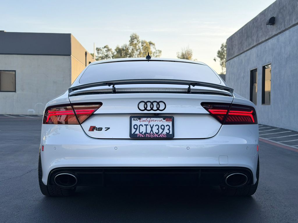 2017 Audi RS7 Image 11