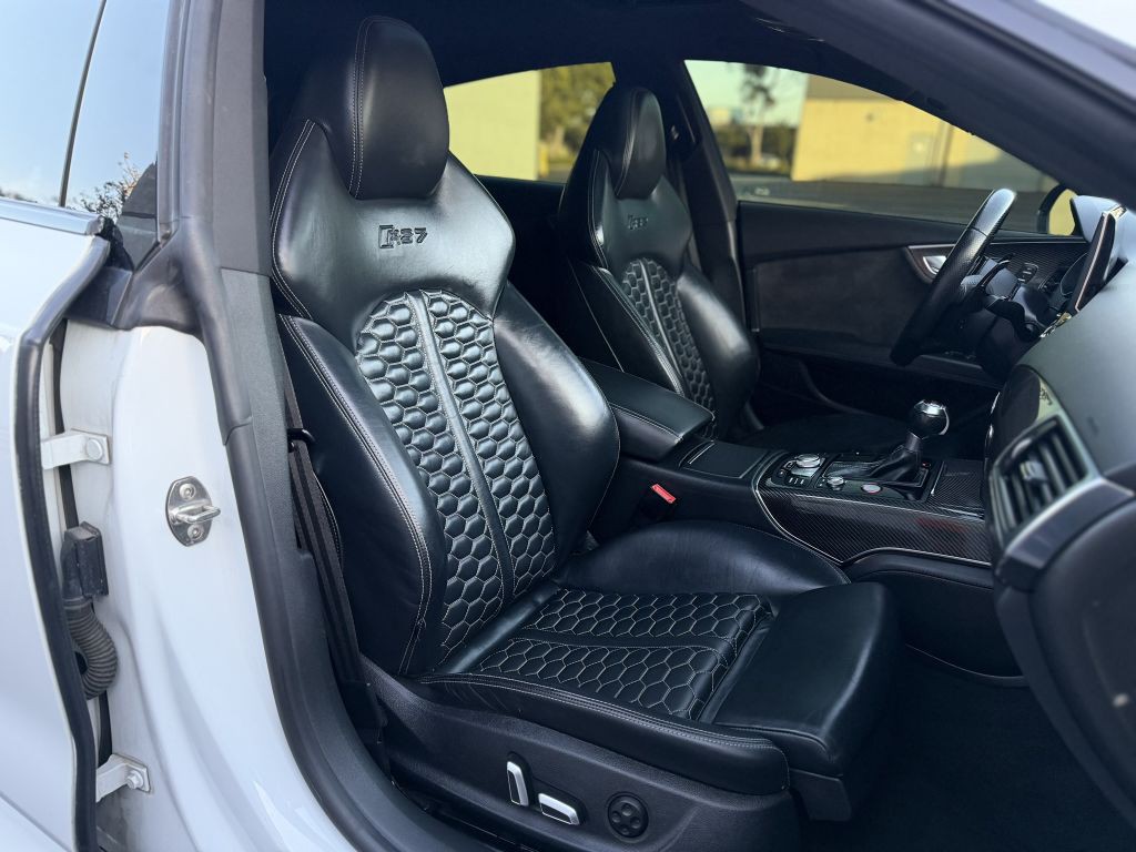 2017 Audi RS7 Image 24