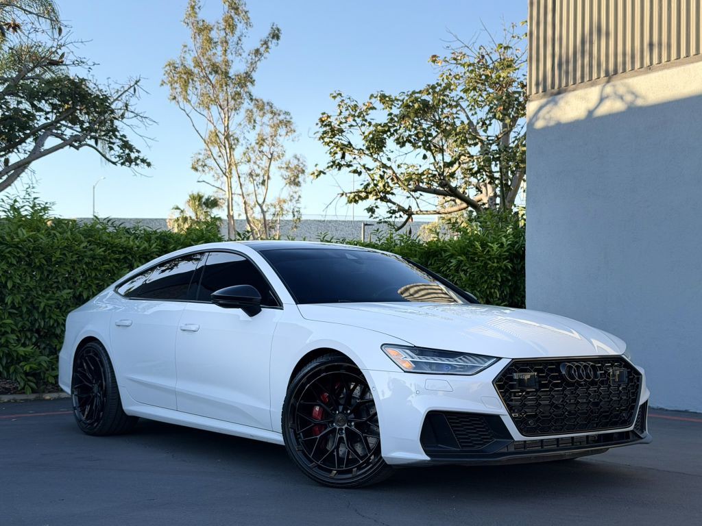 2021 Audi S7 Image 1