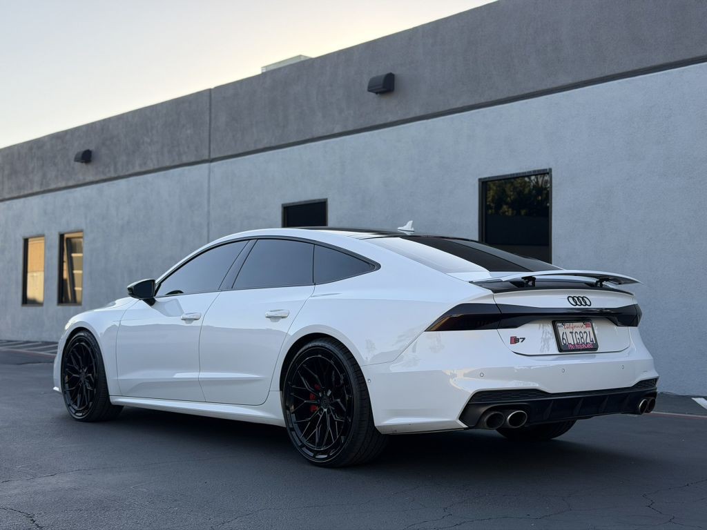 2021 Audi S7 Image 13