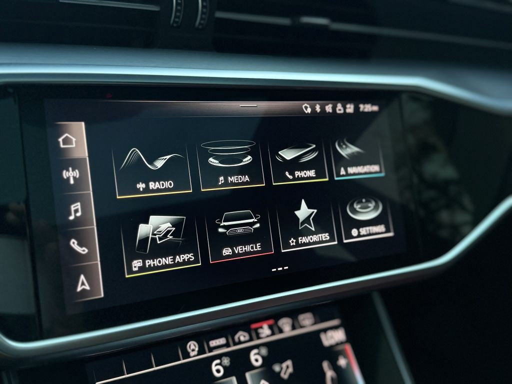 2021 Audi S7 Image 31