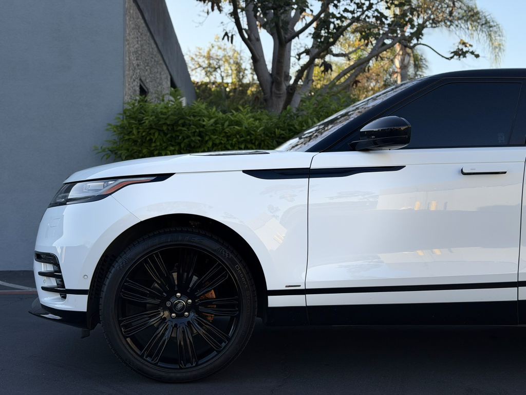 2018 Land Rover Range Rover Image 9