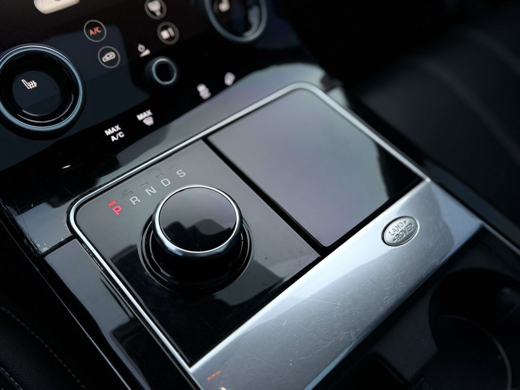 2018 Land Rover Range Rover Image 27