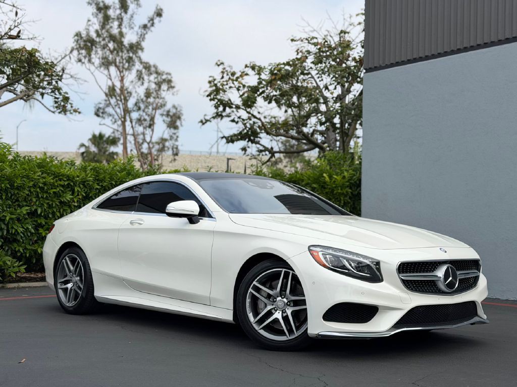 2016 Mercedes-Benz S-Class Image 2