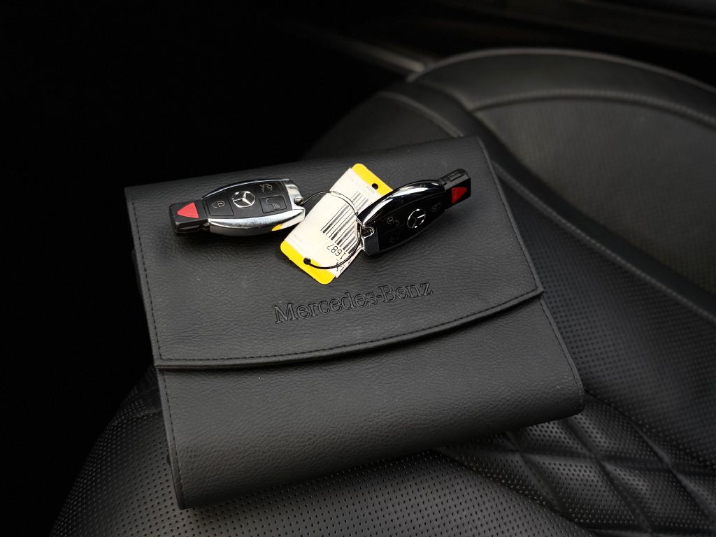 2016 Mercedes-Benz S-Class Image 26