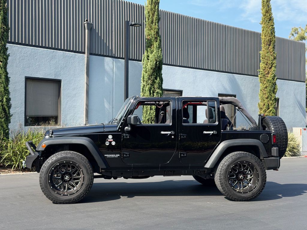 2017 Jeep Wrangler Unlimited Image 8
