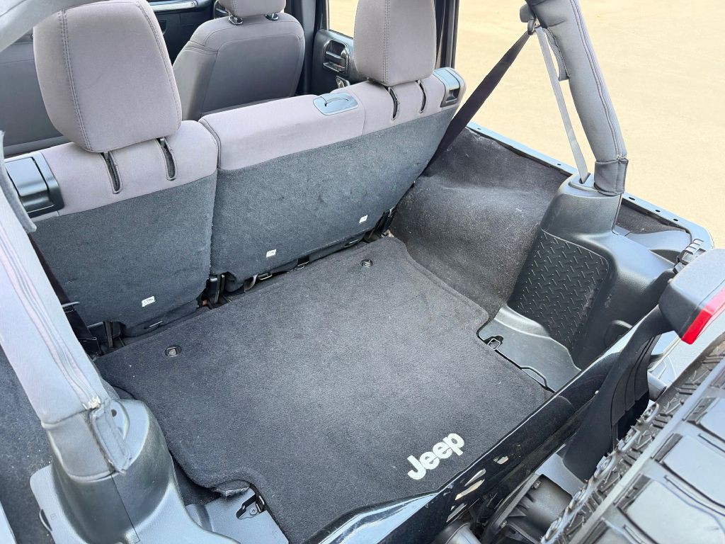 2017 Jeep Wrangler Unlimited Image 17