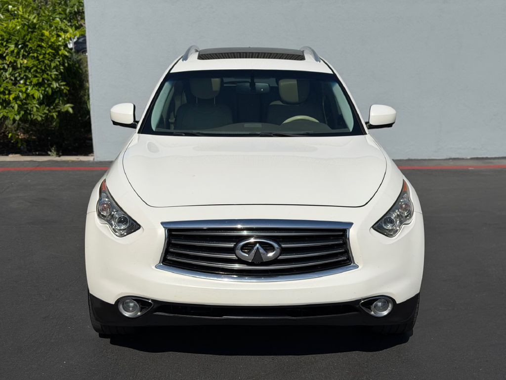 2014 INFINITI QX70 Image 5