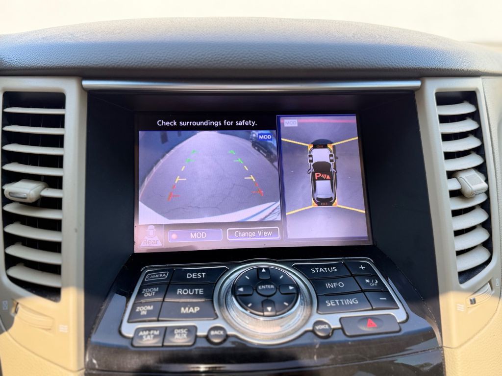 2014 INFINITI QX70 Image 20