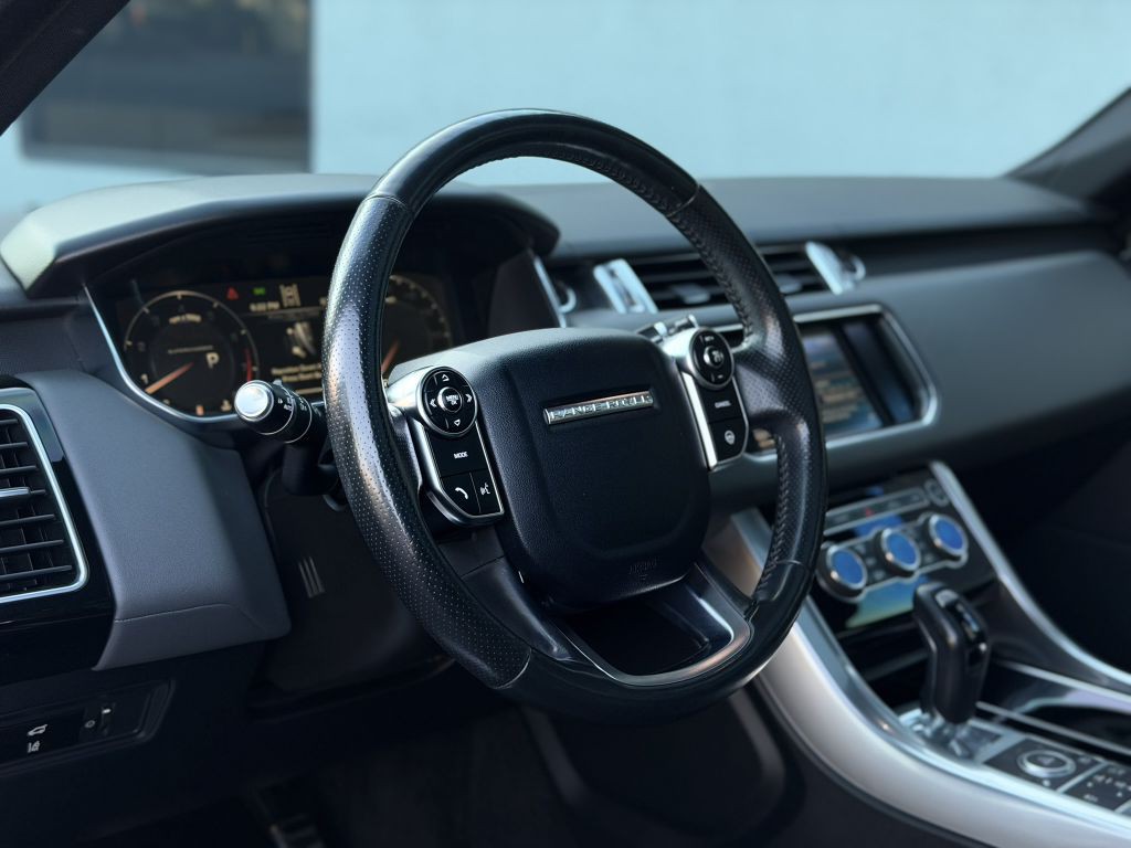 2015 Land Rover Range Rover Sport Image 16