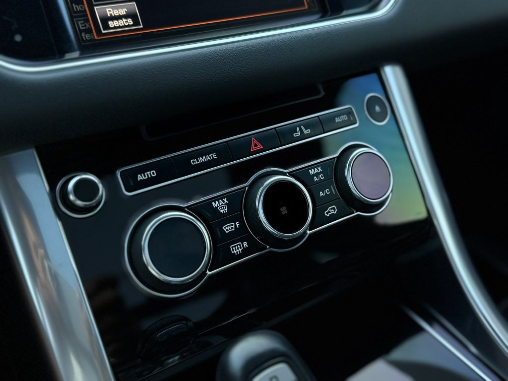 2015 Land Rover Range Rover Sport Image 36