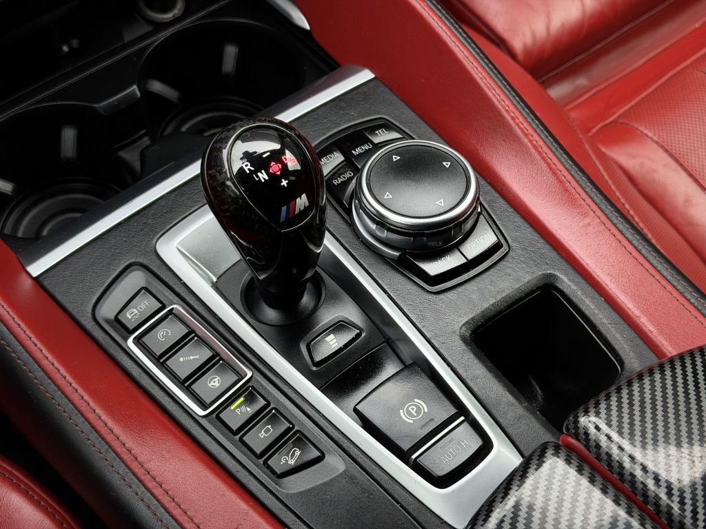 2015 BMW X5 Image 34