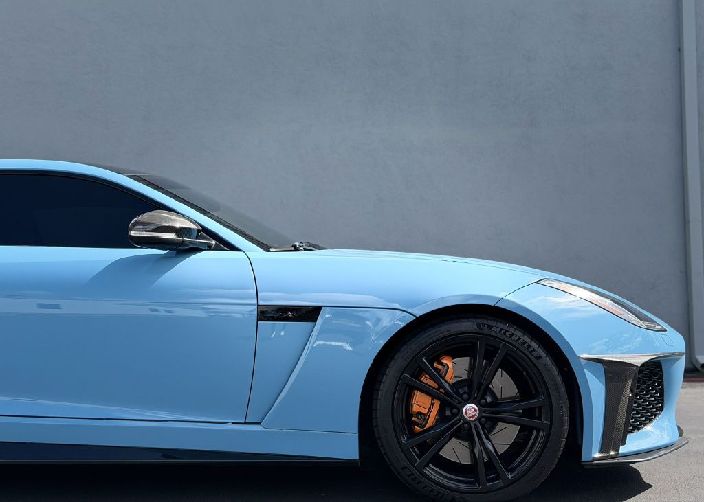 2017 Jaguar F-TYPE Image 5